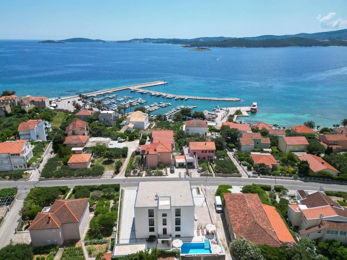 Sunny Day Luxury Holiday Apartments Оребич Экстерьер фото