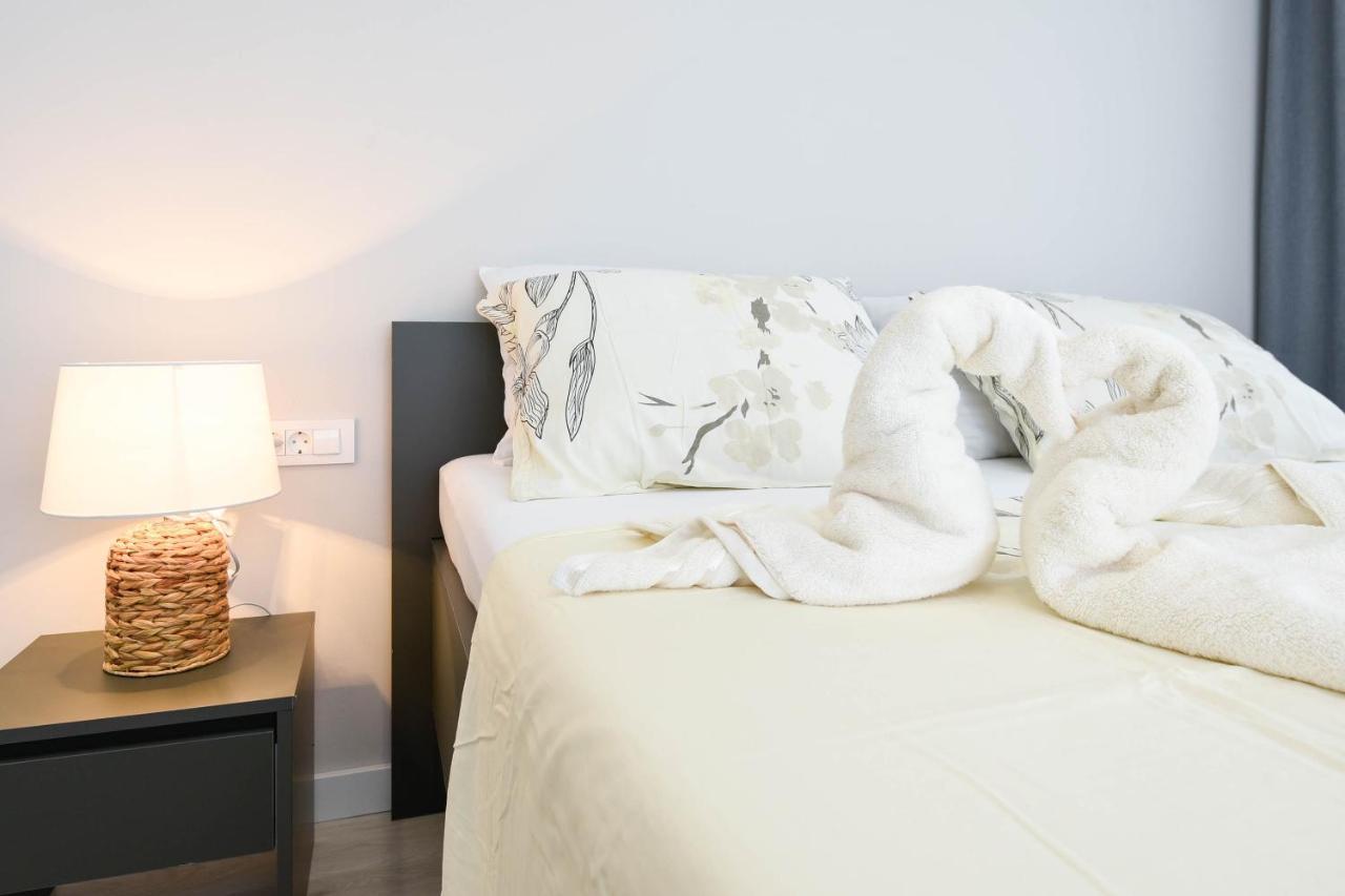 Sunny Day Luxury Holiday Apartments Оребич Экстерьер фото