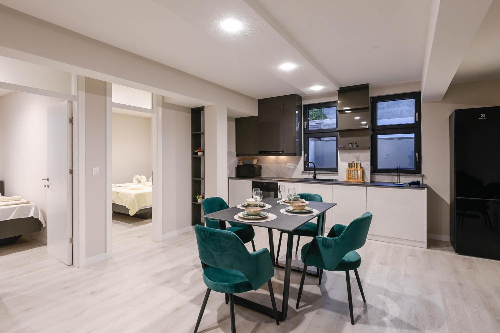 Sunny Day Luxury Holiday Apartments Оребич Экстерьер фото