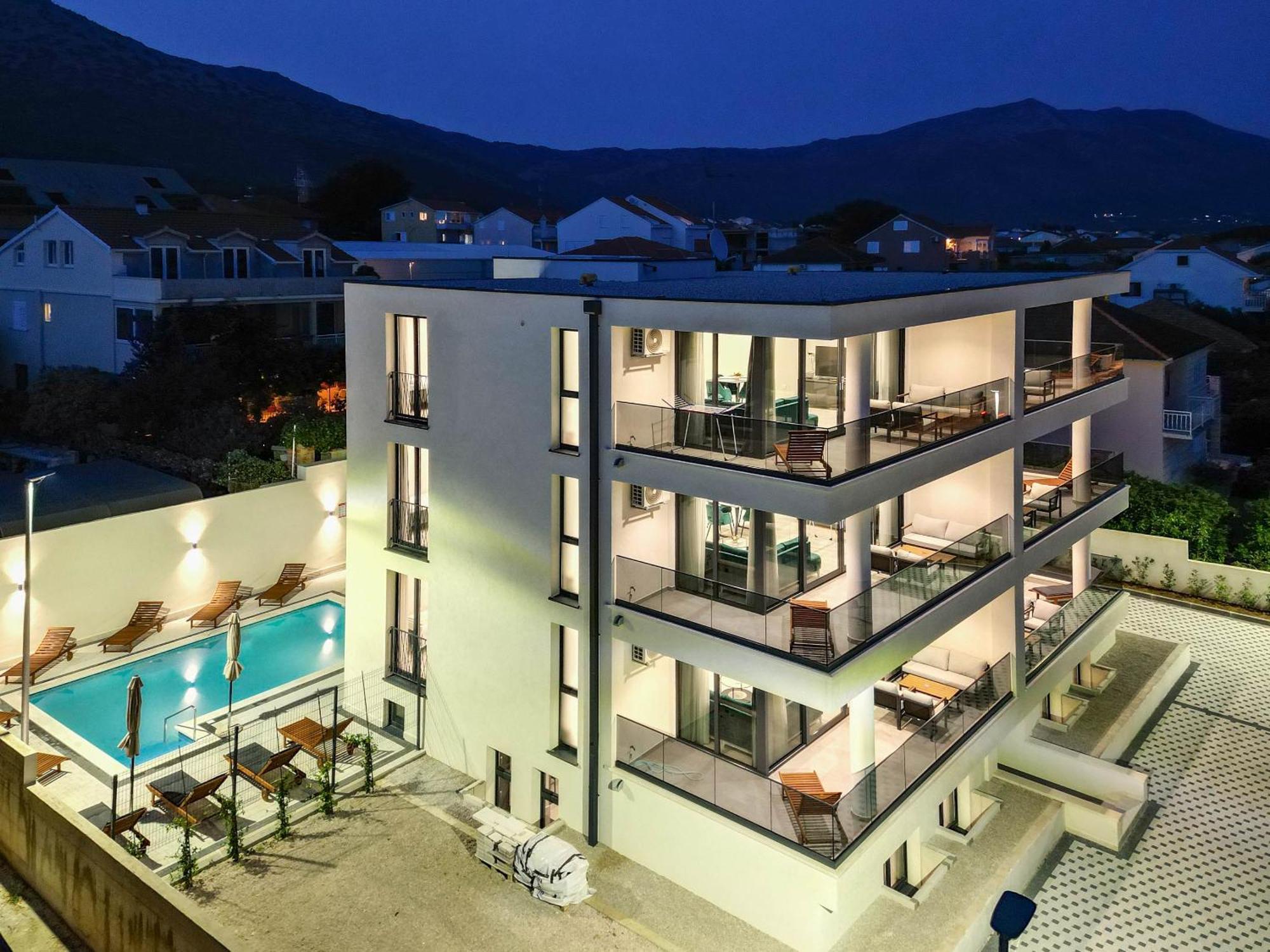 Sunny Day Luxury Holiday Apartments Оребич Экстерьер фото
